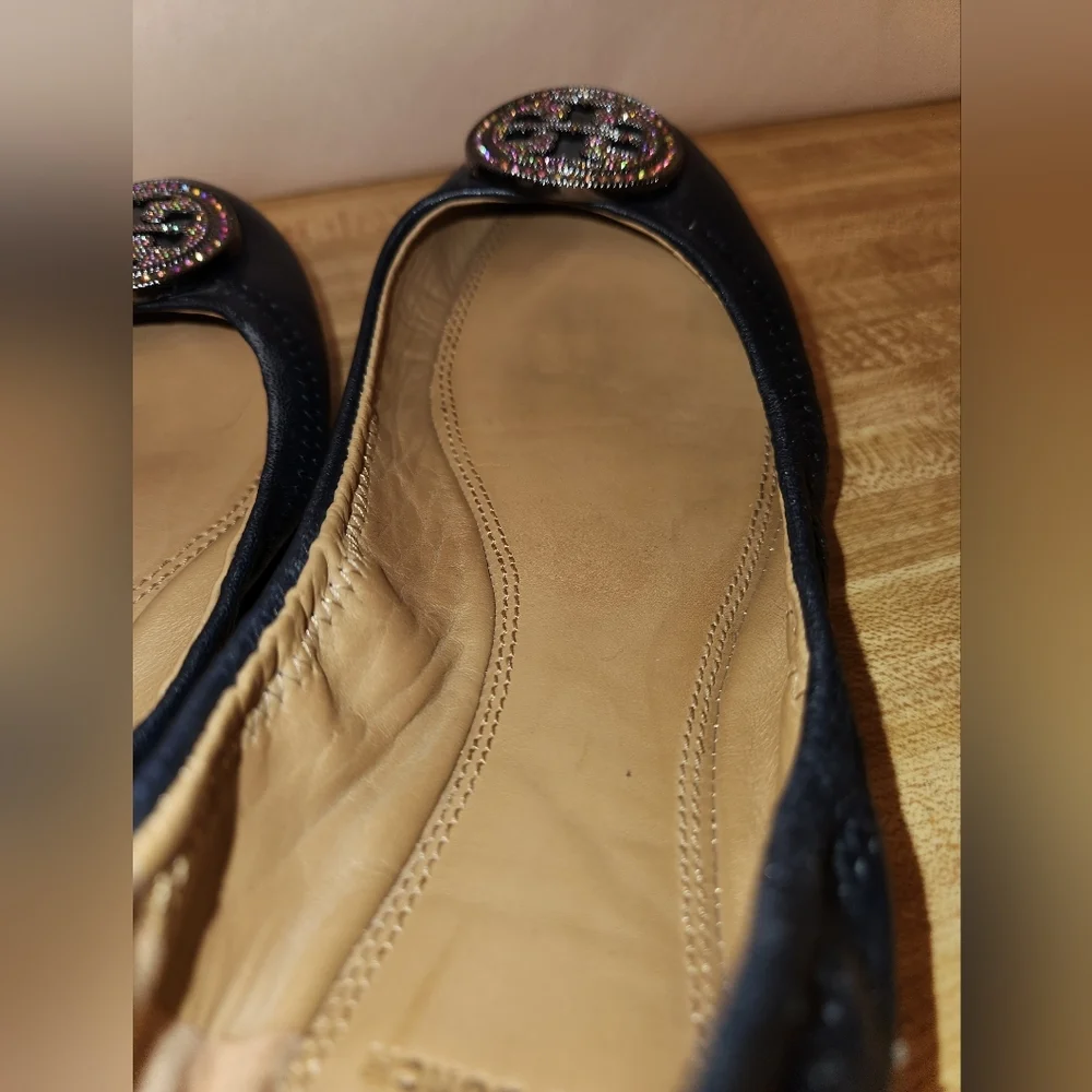 TORY BURCH Minnie Embellished Logo Travel Ballet Flat, size 7M